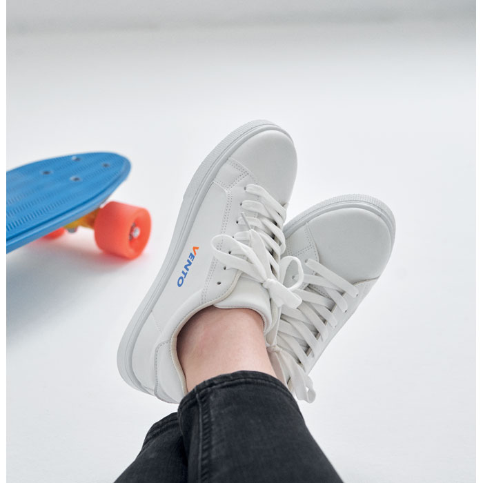 Baskets en PU Taille 39