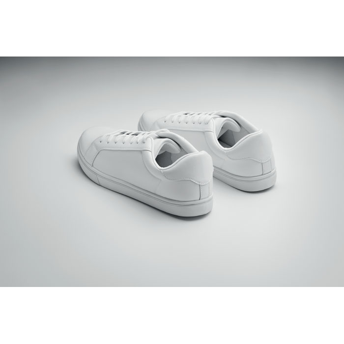Baskets en PU Taille 44 Baskets en PU Taille 44