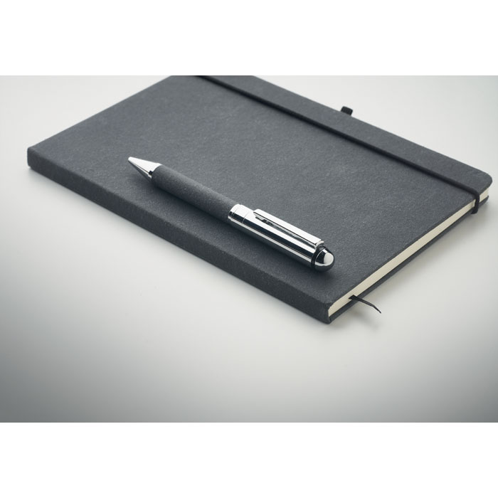 Carnet en cuir recyclé et stylo Carnet en cuir recyclé et stylo