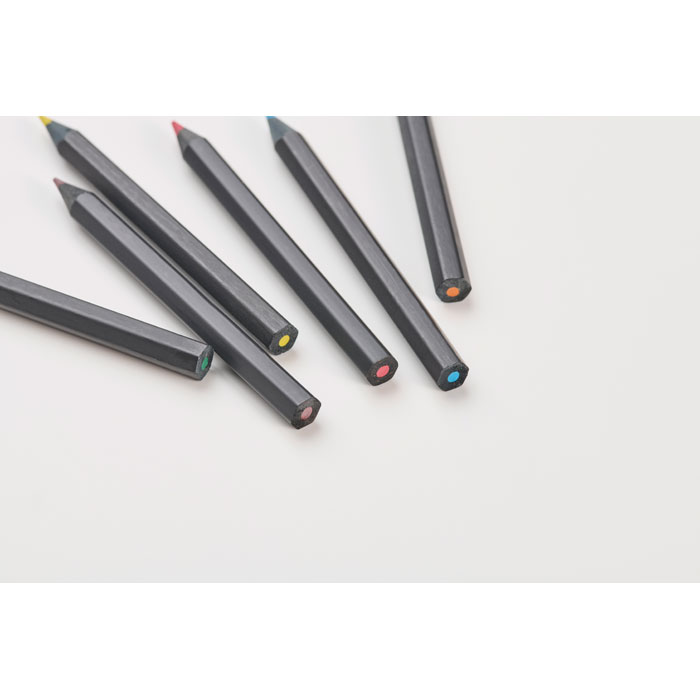 6 crayons de couleur