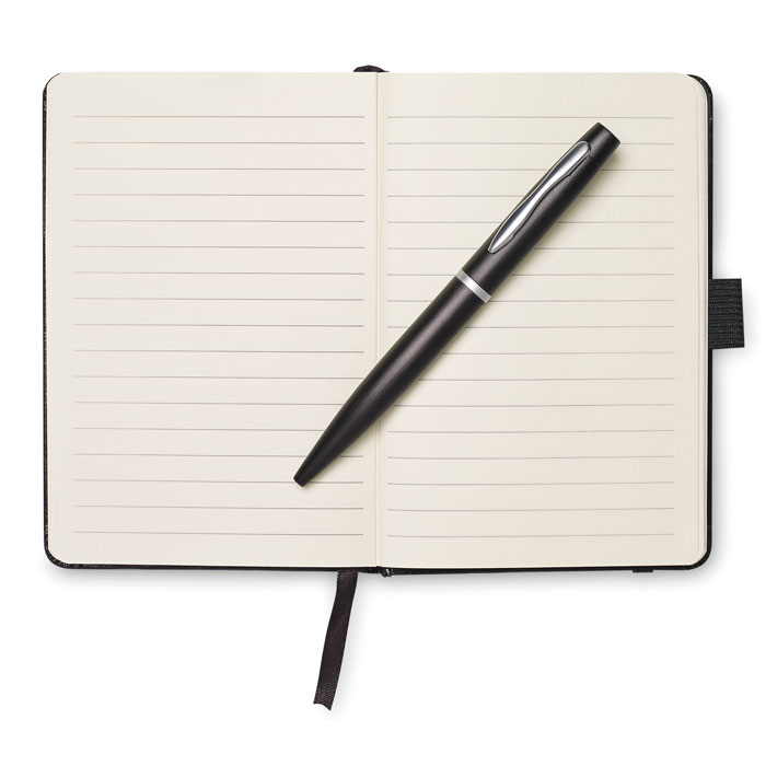 Carnet A6 avec stylo. Carnet A6 avec stylo.