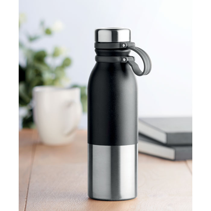 Bouteille double paroi 600ml. Bouteille double paroi 600ml.