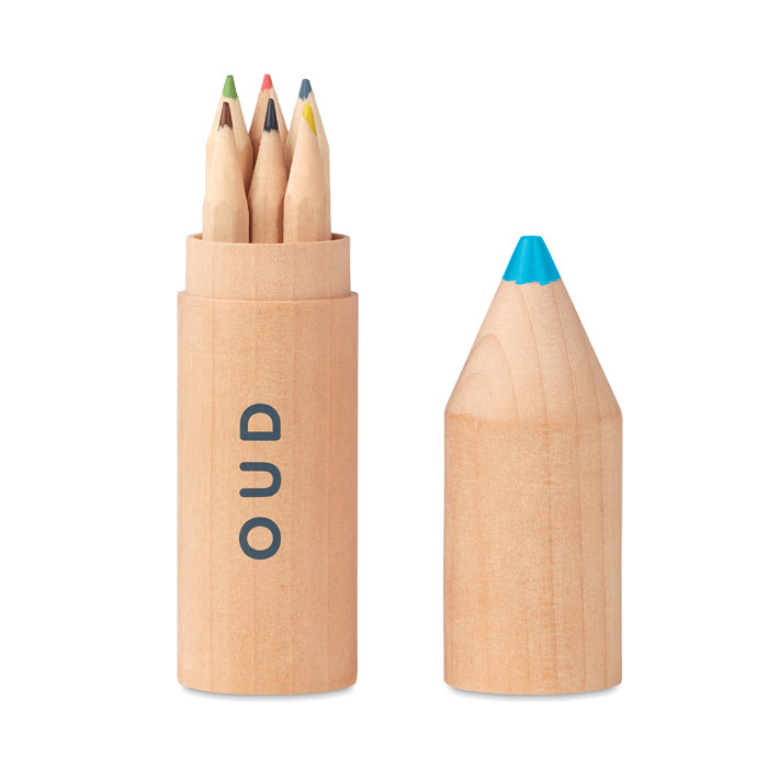 6 crayons dans un étui en bois