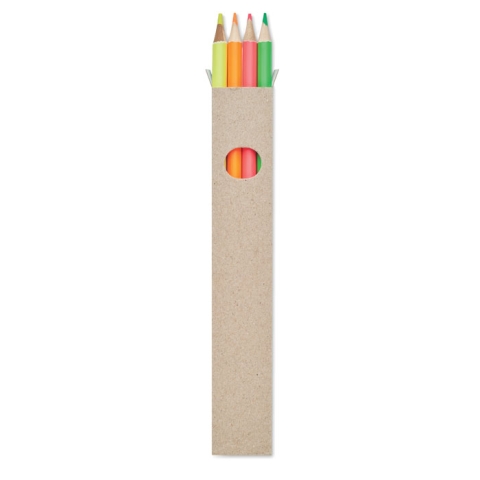 4 crayons surligneurs dans une boî